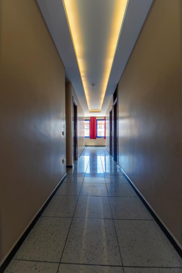 Otel Uemit Estambul Exterior foto